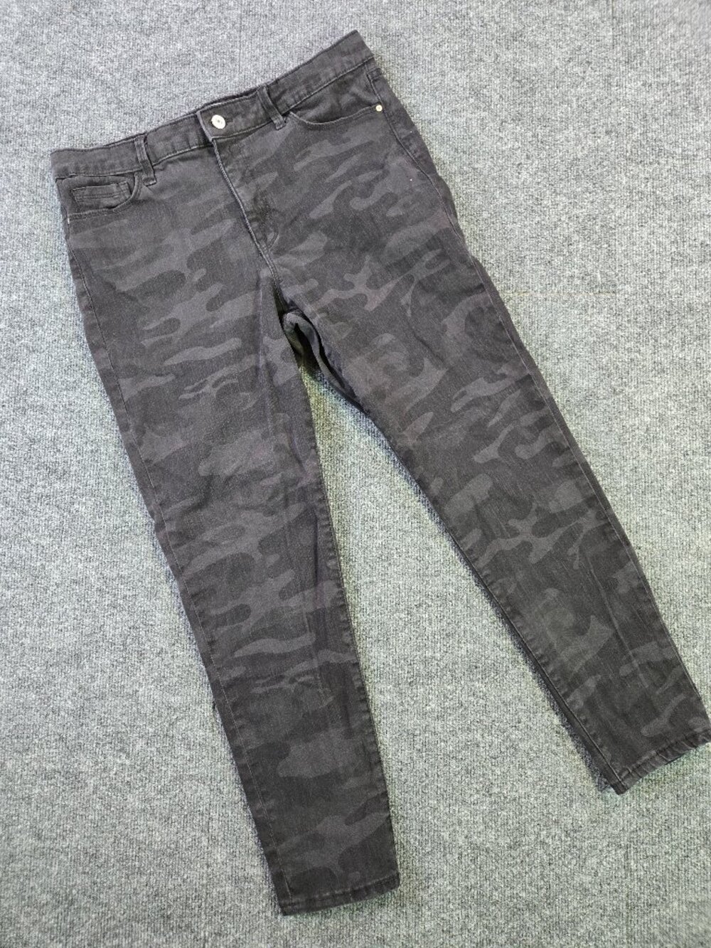 Social Standard Sanctuary Ankle Skinny Jeans Womens 12 Black Tone Camo Print